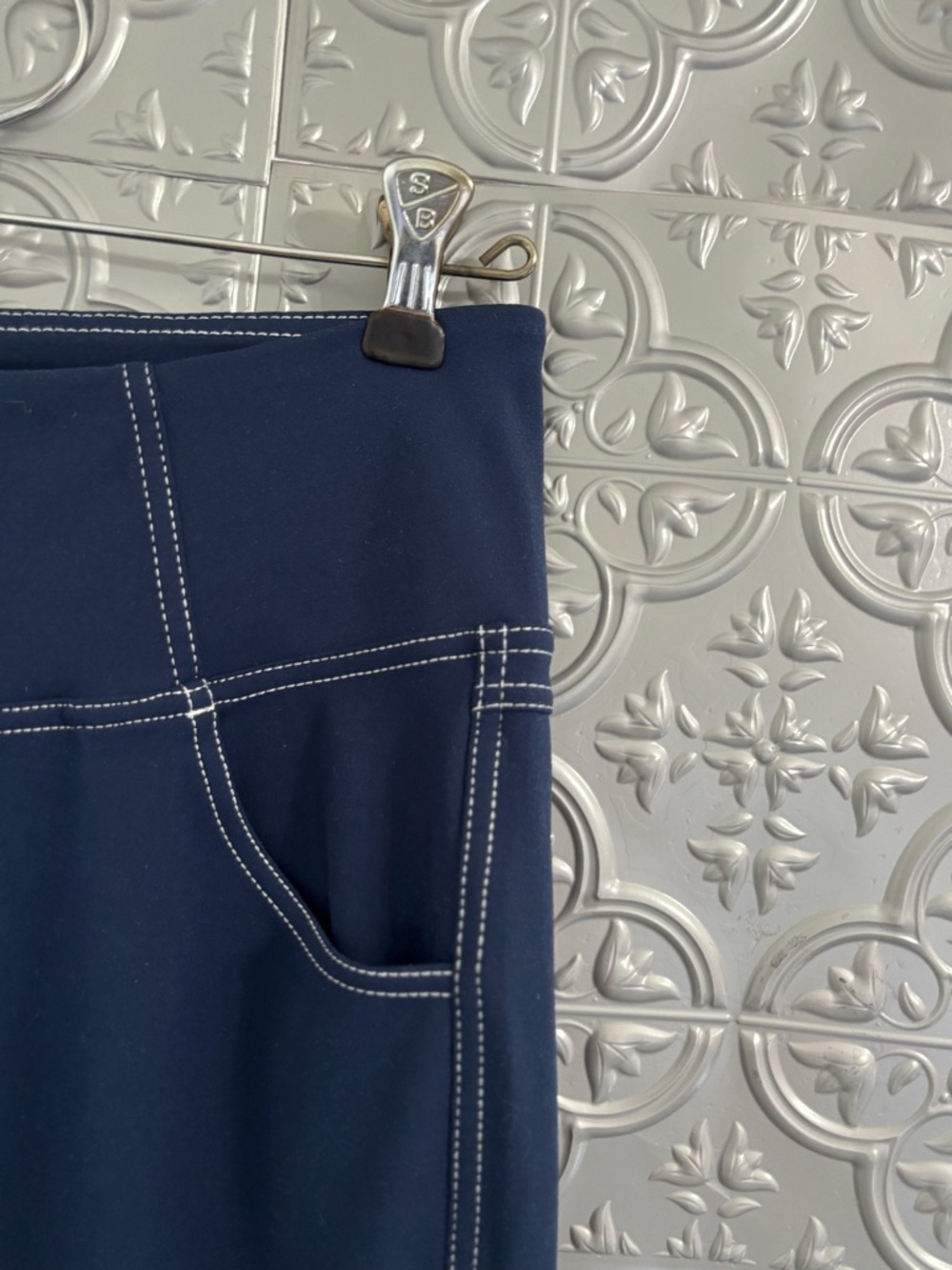 Vooveeya Flare Leg Yoga Stretch Pants size small nwot navy blue - Picture 2 of 6